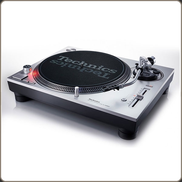 Technics SL-1200MK7 - Silver