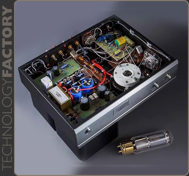 Air Tight ATM-300R power amplifier